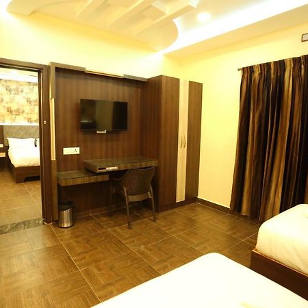 Vedha Residency Hotel Tiruvannāmalai Exterior foto